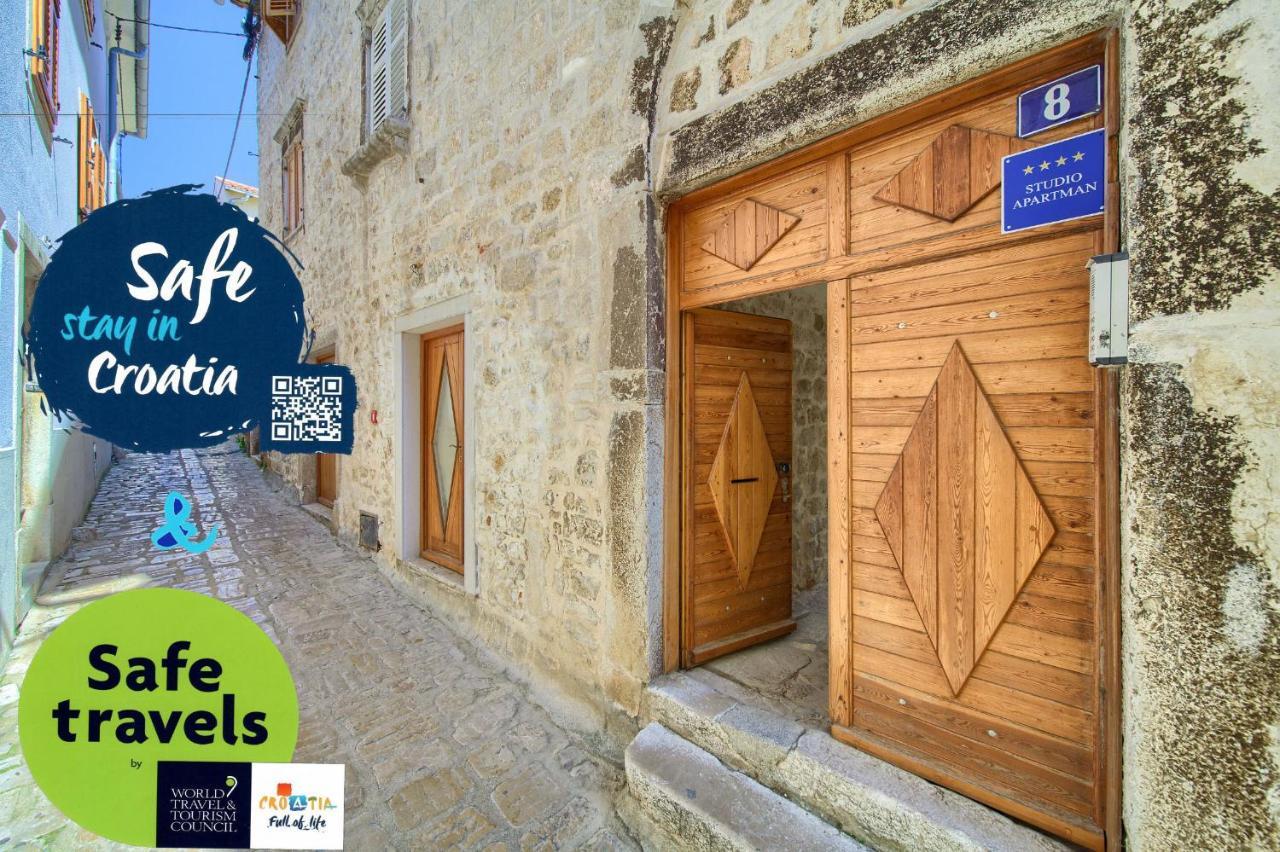 Ferienwohnung Hrast Krk Town Exterior foto