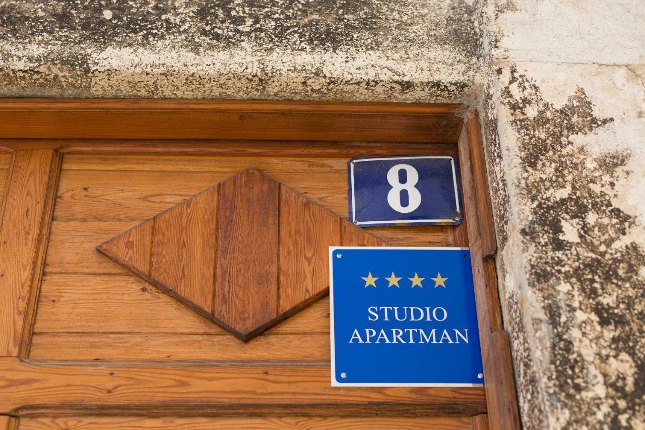 Ferienwohnung Hrast Krk Town Exterior foto